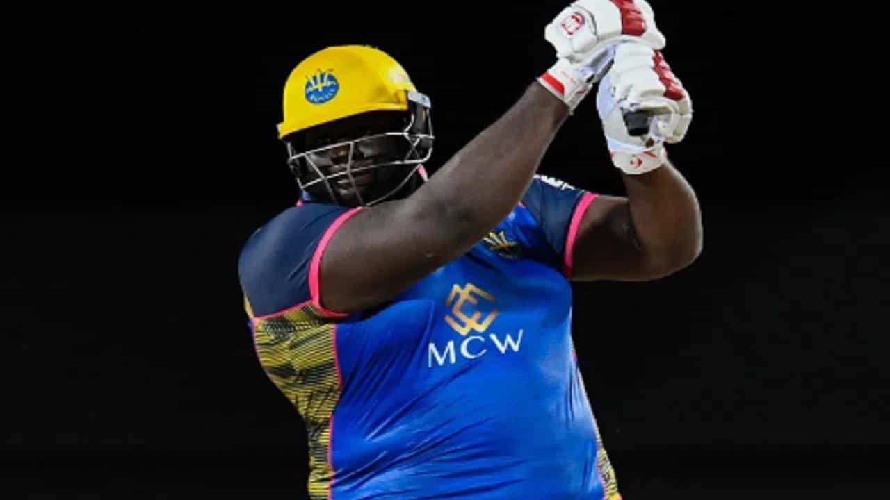 Watch : वजनदार खेळाडूला एक धाव घेणंही झालं कठीण, फटका मारला आणि जागेवर करत होता जॉगिंग Video Viral