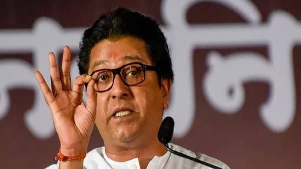 ‘टोलनाका फोडल्यावरून बोलणाऱ्यांनी आधी पक्ष बांधायला शिका’; राज ठाकरे यांचा भाजपला खरमरित सल्ला