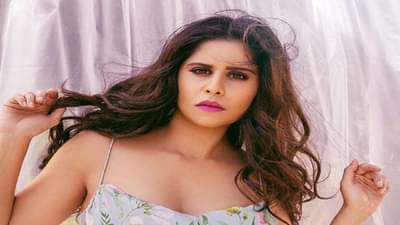 Sai Tamhankar | ....म्हणून सई ताम्हणकरच्या ड्रायव्हरला बेदम मारहाण, पोलिसात पोहोचल प्रकरण