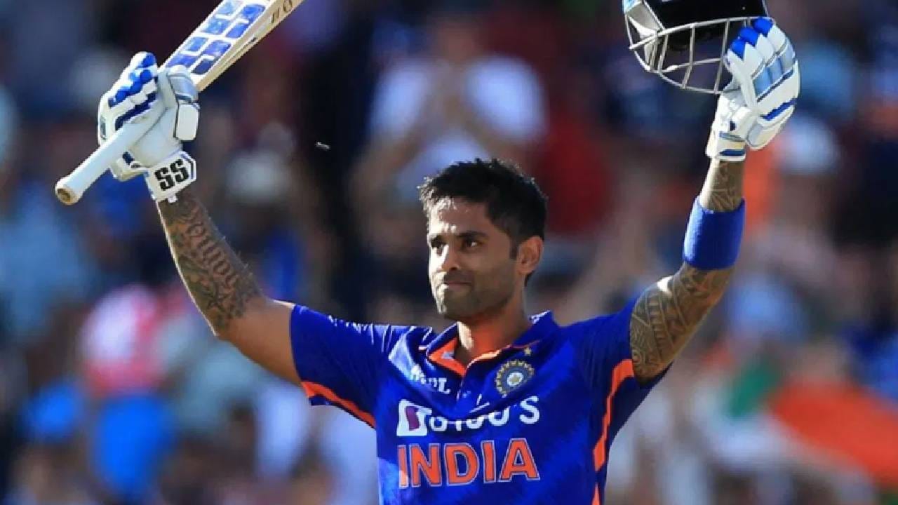Suryakumar Yadav | वनडेमध्ये फेल होऊनही सूर्यकुमारला सतत संधी का मिळते? कॅप्टन रोहित शर्माने दिलं उत्तर Suryakumar Yadav | वनडेमध्ये फेल होऊनही सूर्यकुमारला सतत संधी का मिळते? कॅप्टन रोहित शर्माने दिलं उत्तर