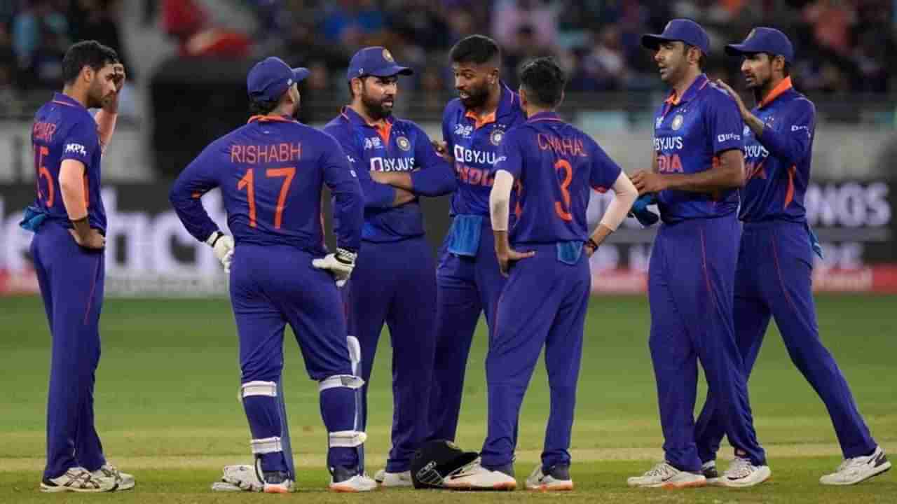 Team India : वनडे वर्ल्डकपसाठी टॉप 3 खेळाडूंचं संघात स्थान पक्कं! चौथ्या आणि पाचव्या क्रमांकाच पेच कायम