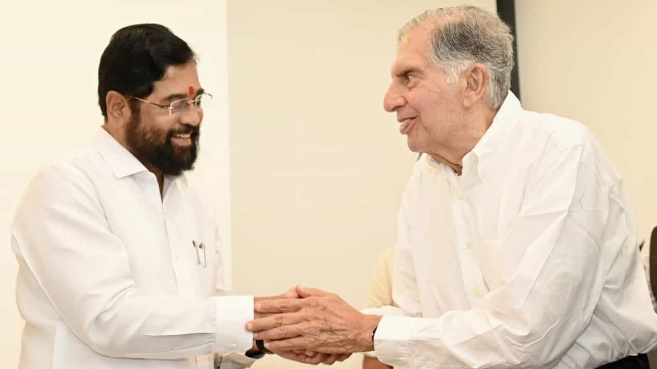 प्रसिद्ध उद्योगपती रतन टाटा यांना महाराष्ट्राचा पहिला उद्योगरत्न पुरस्कार, मुख्यमंत्री एकनाथ शिंदे म्हणाले...