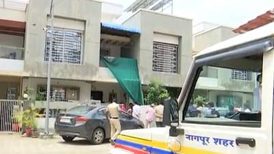 Nagpur Crime : घरातील मंडळी बाहेरगावी गेली होती, मुलीला खिडकीत पाहून शेजाऱ्यांनी विचारपूस केली तर...