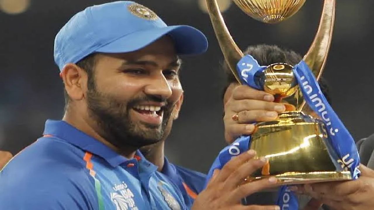 टीम इंडियाने 2018 मध्ये अखेरचा आशिया कप उंचावला होता. टीम इंडियाने तेव्हा रोहित शर्मा याच्याच नेतृत्वात ही कामगिरी केली होती. 