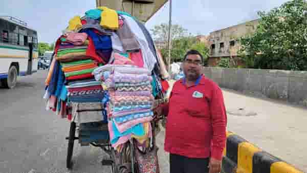 मुलाने आयआयटी सोडून कॉम्प्युटर सायन्स निवडले, टॉवले विक्रेता पिता म्हणाला, मुलाने जे निवडलंय त्यात यश मिळवावे