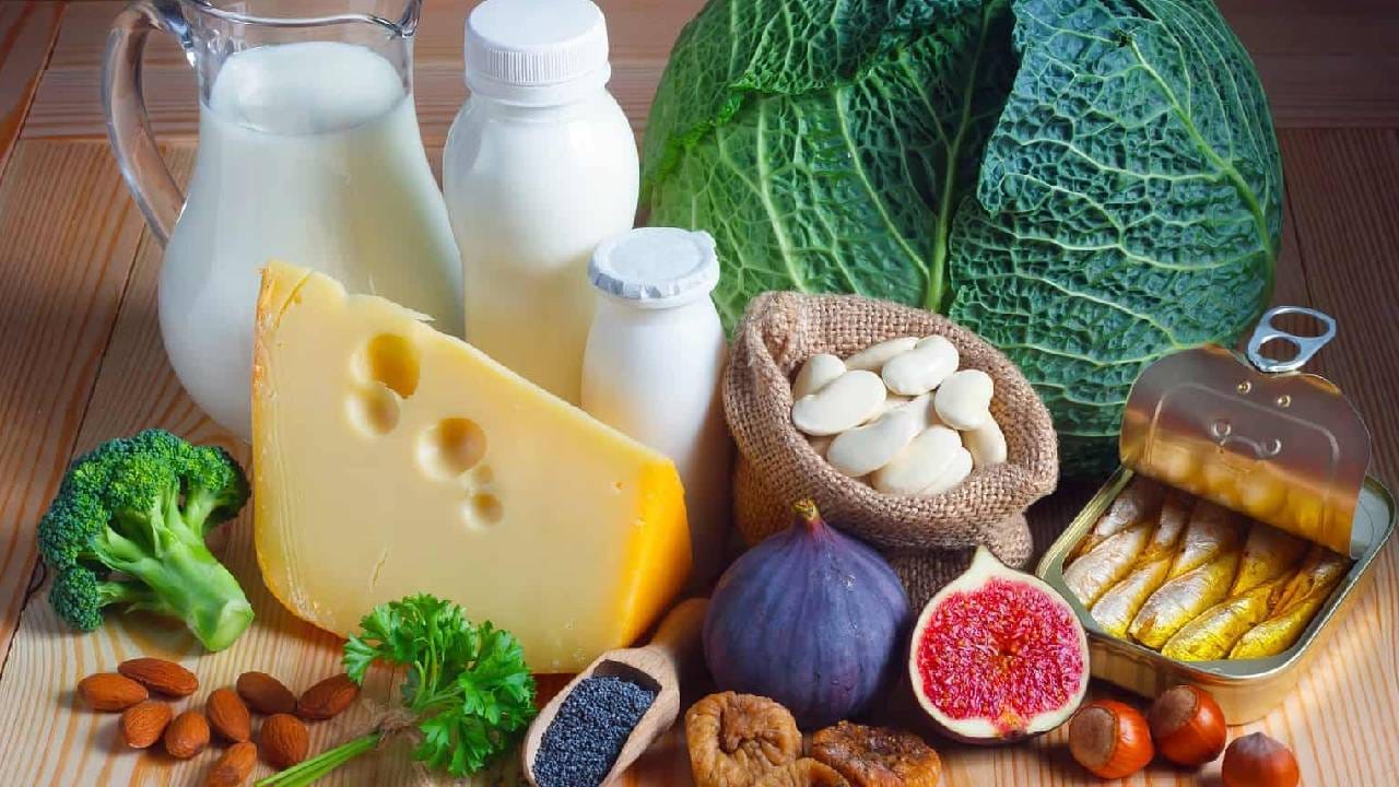 रोजच्या आहारात करा या पदार्थांचा समावेश! गुडघे, सांधेदुखी, कंबरदुखी