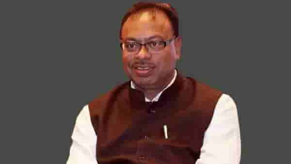 Chandrashekhar Bawankule नॉलेज नसताना बडबड करतात, ठाकरे गटातील ‘या’ नेत्याचा घणाघात