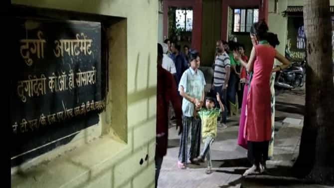 Kalyan Crime : एकतर्फी प्रेमातून अल्पवयीन मुलीवर भररस्त्यात हल्ला, मुलीच्या हत्येनंतर आरोपीचा जीवन संपवण्याचा प्रयत्न