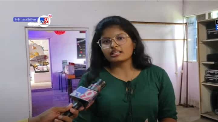 'चंद्रयान ३' मोहीम नेमकी कशी असणार? जाणून घ्या खगोलतज्ज्ञ केतकी जोगदे यांच्याकडून... 'चंद्रयान ३' मोहीम नेमकी कशी असणार? जाणून घ्या खगोलतज्ज्ञ केतकी जोगदे यांच्याकडून...