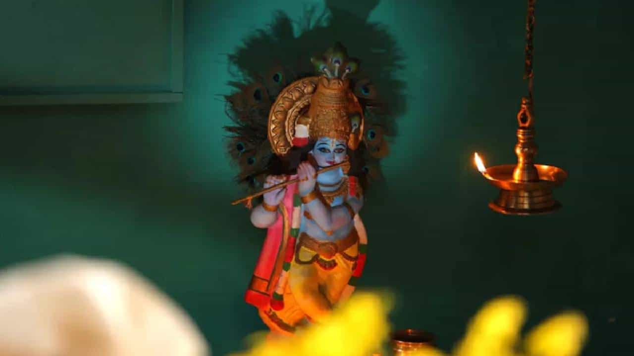 Krishna Janmashtami 2023 : 6 की 7 सप्टेंबर कृष्ण जन्माष्टमी नेमकी किती तारखेला होणार साजरी?