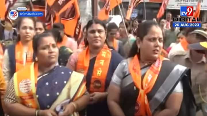 शिवसेना नेत्या दीपाली सय्यद यांच्यावर मनसे कार्यकर्ते भडकले; म्हणाले, 'मोठं होण्यासाठी...' शिवसेना नेत्या दीपाली सय्यद यांच्यावर मनसे कार्यकर्ते भडकले; म्हणाले, 'मोठं होण्यासाठी...'