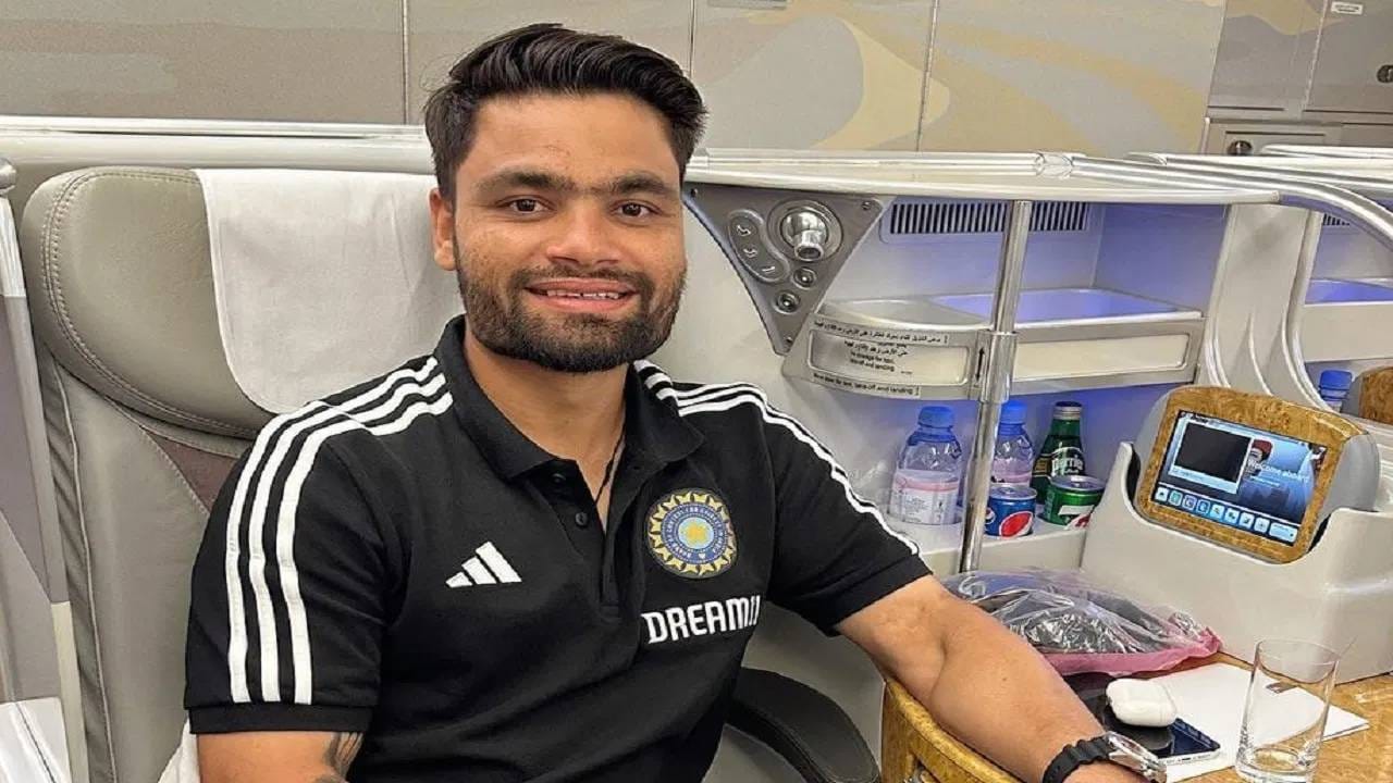 Rinku Singh | हाय आपलीच हवा! आयर्लंडला पोहचताच रिंकू सिंह चर्चेत ...
