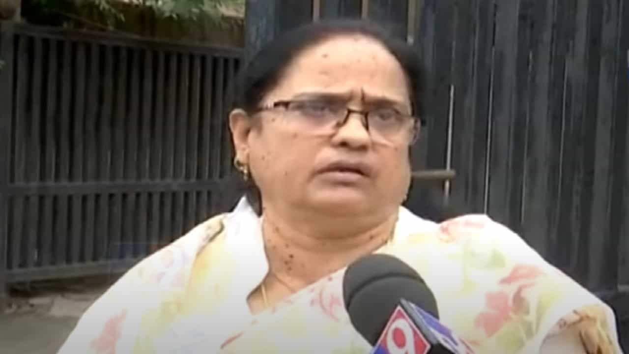 सना खान यांच्या आईनं व्यक्त केली अपेक्षा; म्हणाल्या, 'छोटा आरोपी किंवा कोणी आमदार असो खासदार असो..'