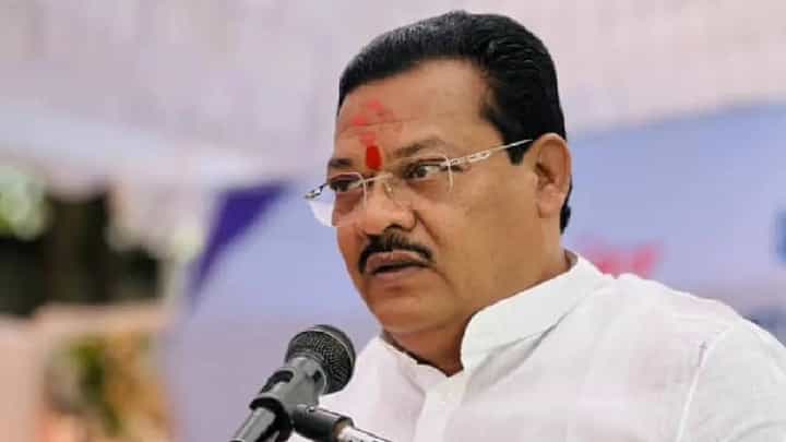 मराठा आरक्षणाच्या मुद्द्याबाबत संजय शिरसाट यांचं मोठं वक्तव्य; म्हणाले, 'सरकार सकारात्मक...' मराठा आरक्षणाच्या मुद्द्याबाबत संजय शिरसाट यांचं मोठं वक्तव्य; म्हणाले, 'सरकार सकारात्मक...'