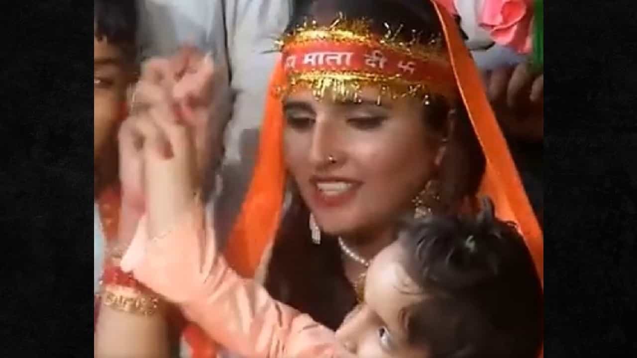 Video | सीमा हैदरचा नारा, पाकिस्तान मुर्दाबाद आणि हिंदुस्थान..., सर्वत्र माजली खळबळ