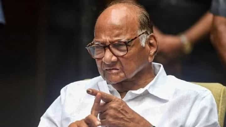 ‘मात्र त्यांना पक्षाचा मुख्यमंत्री करता आला नाही’; अजित पवार गटाच्या नेत्याची शरद पवार यांच्यावर टीकास्त्र ‘मात्र त्यांना पक्षाचा मुख्यमंत्री करता आला नाही’; अजित पवार गटाच्या नेत्याची शरद पवार यांच्यावर टीकास्त्र