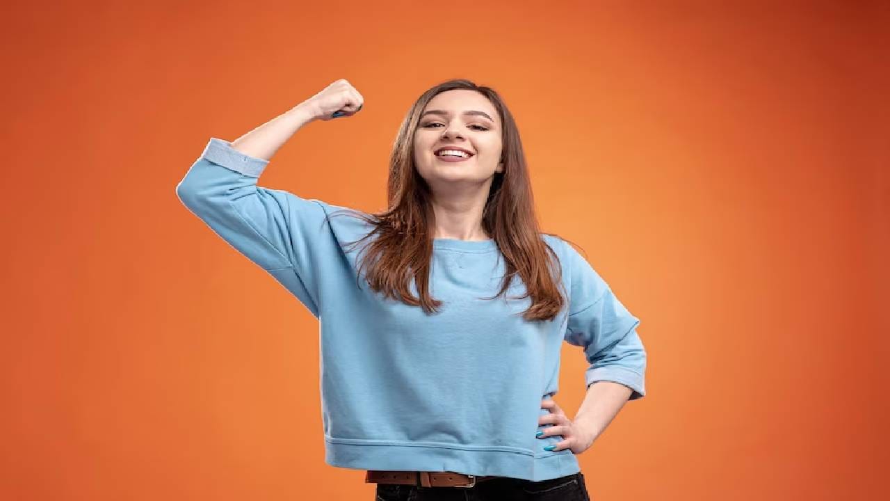 Food For Healthy Bones : हाडांमधून येत असेल कट-कट आवाज तर आजपासून खायला लागा हे पदार्थ Food For Healthy Bones : हाडांमधून येत असेल कट-कट आवाज तर आजपासून खायला लागा हे पदार्थ