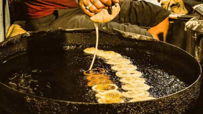 Thane Crime : जिलेबी खाल्ली, पैसे मागितल्यानंतर ग्राहक संतापला, मग जे घडलं त्याने ठाण्यात खळबळ