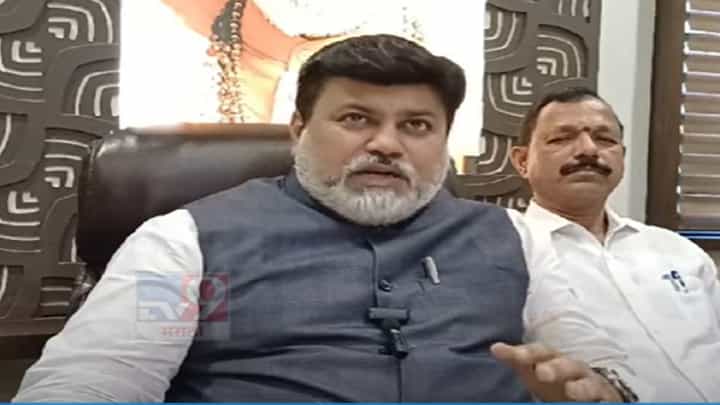 किरण सामंत लोकसभा लढणार? संभाव्य उमेदवारीवर उदय सामंत यांचं सूचक वक्तव्य किरण सामंत लोकसभा लढणार? संभाव्य उमेदवारीवर उदय सामंत यांचं सूचक वक्तव्य
