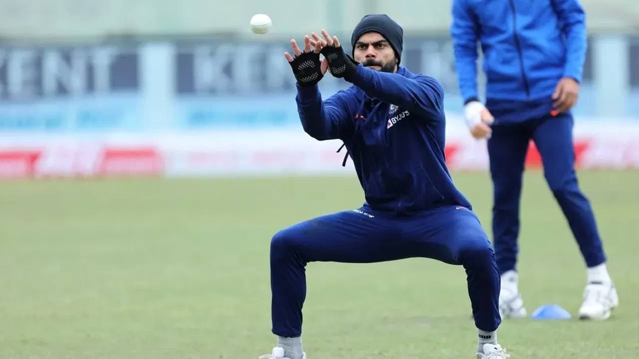 वेस्ट इंडिजविरुद्धच्या कसोटी मालिकेनंतर विराट कोहली एकदिवसीय मालिकेतील फक्त एका सामन्यात खेळला. त्यानंतर कोहली मायदेशी परतला. त्यामुळे तेव्हापासून विश्रांती घेत असलेल्या कोहलीची आता यो-यो चाचणी झाली आहे.