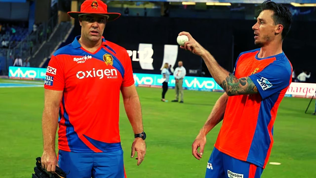 झिम्बाब्वे संघ मजबूत नसला तरी हीथ स्ट्रीक हा वन मॅन आर्मीसारखा लढायचा. या प्रदर्शनाच्या जोरावरच त्याने जगभरात आपली एक वेगळी ओळख निर्माण केली होती. 