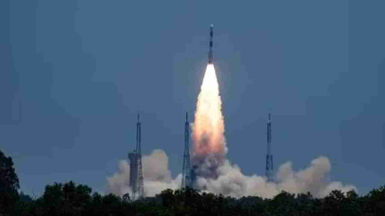 ISRO ने पुन्हा रचला इतिहास, किती हायटेक आणि स्मार्ट आहे Aditya L1