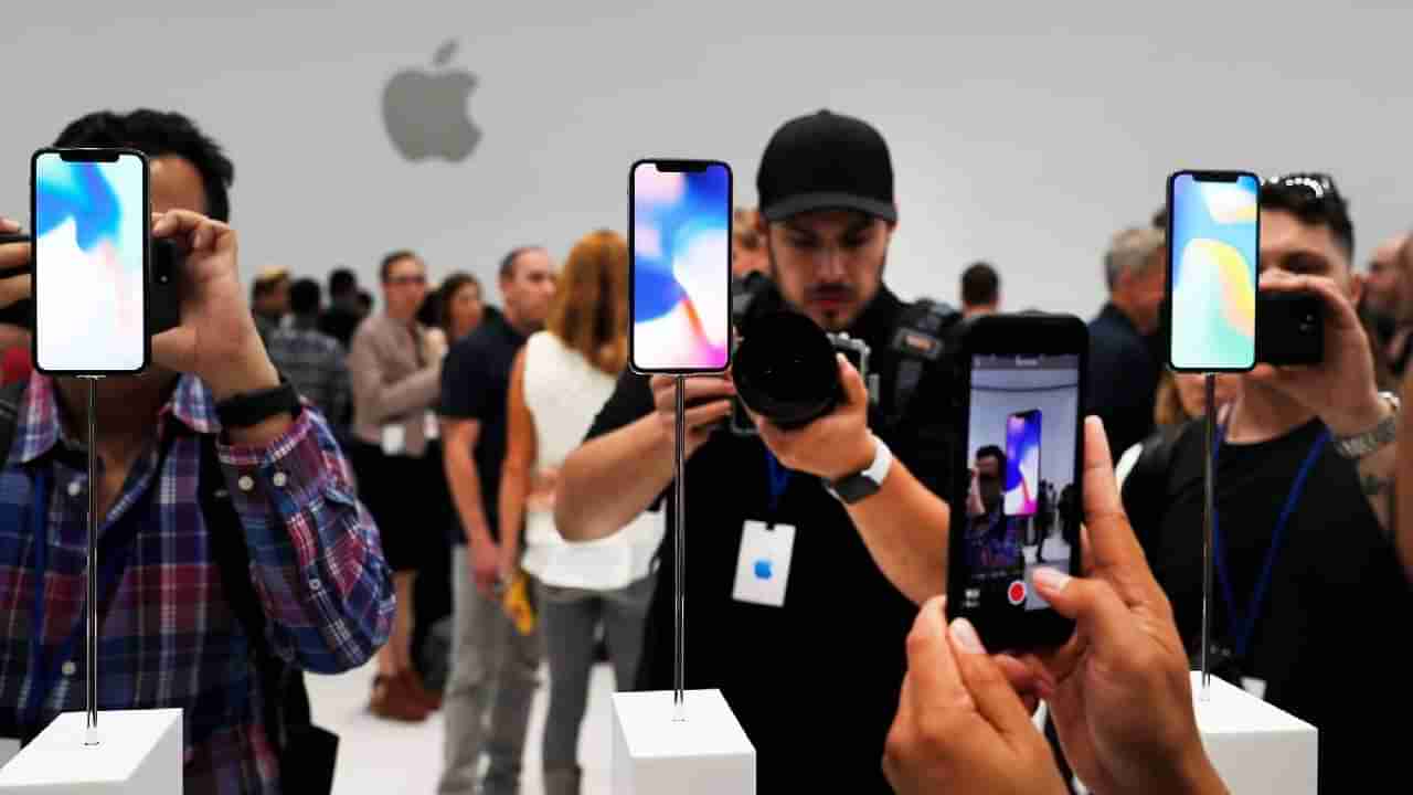 Apple iPhone 15 : आयफोन 15 वर ग्राहकांच्या उड्या! प्री-बुकिंगला जोरदार प्रतिसाद