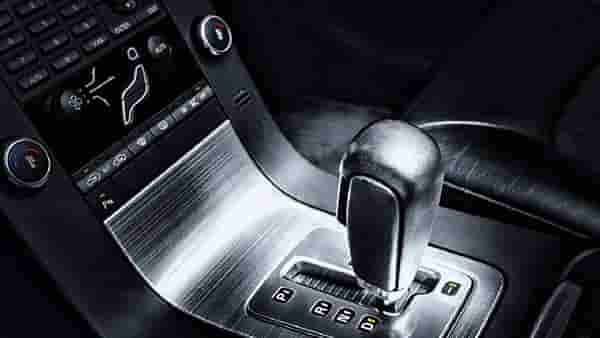 Automatic Car : आपल्या साध्या कारला पण लावा की ऑटोमॅटिकचे पंख, इतका येईल खर्च