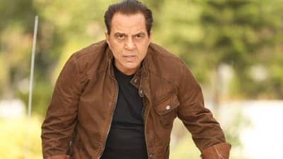 Dharmendra | धर्मेंद्र यांच्यावर अमेरिकेत उपचार सुरू, सनी देओल यूएसमध्ये दाखल, चाहत्यांमध्ये चिंता, पुढील काही दिवस