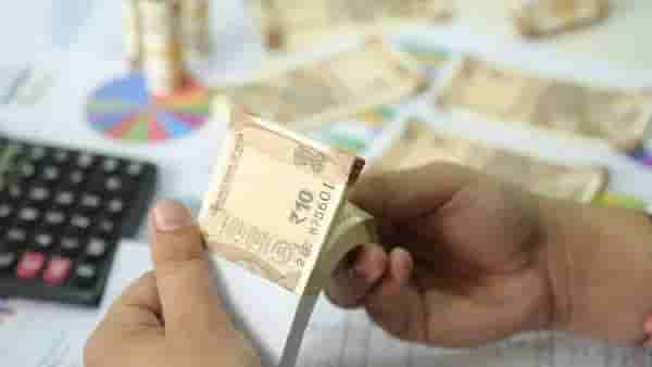 आता म्हातारपण आरामात जाणार, 5 वर्षांच्या एफडीवर या 5 बॅंका ज्येष्ठ नागरिकांना सर्वाधिक व्याज
