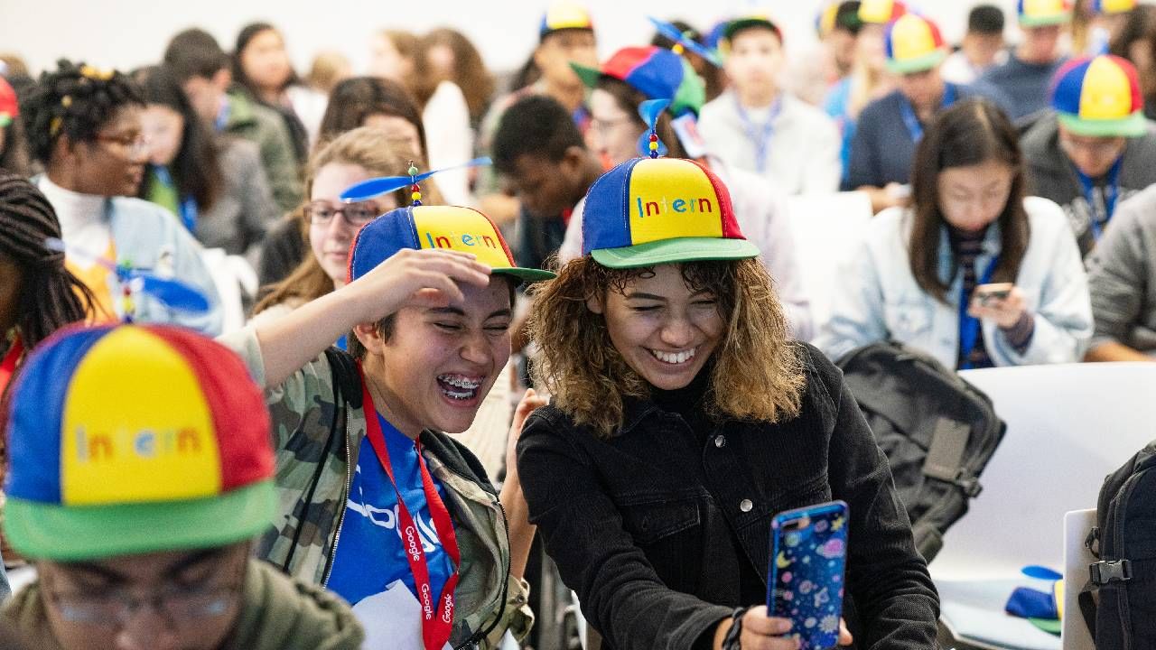 Google Internship : तरुणांसाठी जबरदस्त ऑफर! Google विंटर इटर्नशिपमधून करा कमाई