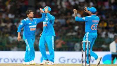 IND VS SL | श्रीलंकेविरुद्ध कहर, कुलदीप यादवसोबत मॅचच्या 2 मिनिट आधी काय झालेलं? कोण त्याच्यासोबत बोललेलं?