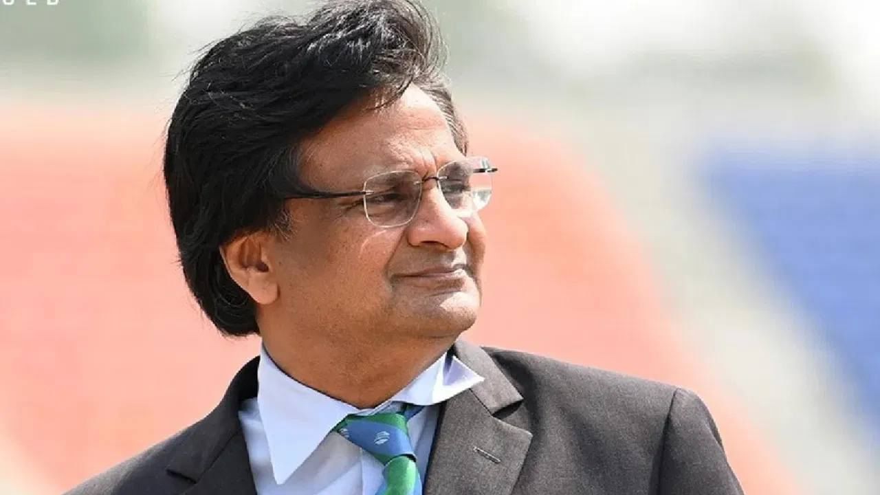 Javagal Srinath has scored 236 in 67 Tests and 315 in 219 ODIs for India. 
