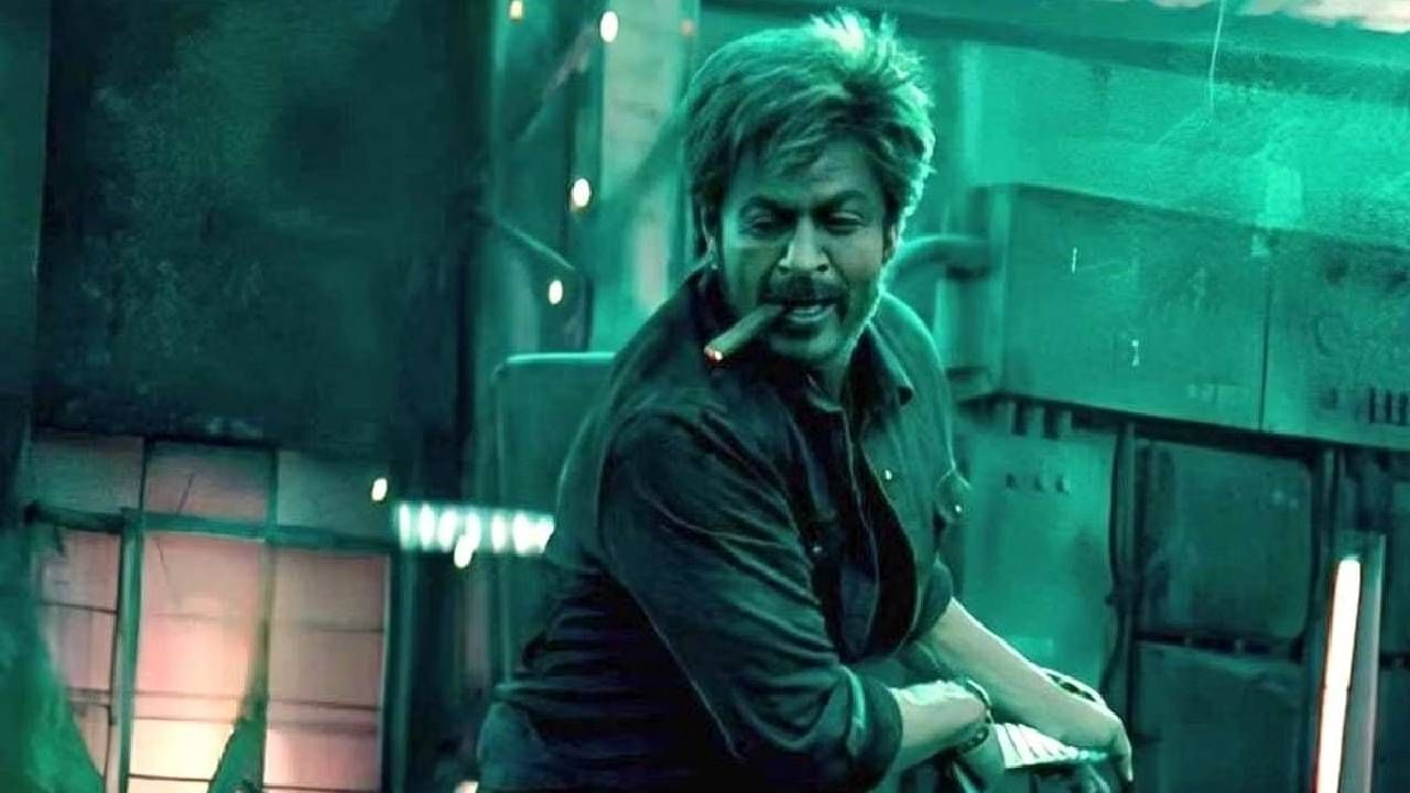 शाहरुख खान याचा जवान हा चित्रपट मोठा धमाका करताना दिसतोय. जवान चित्रपटाने ओपनिंगही जबरदस्त करत सर्वांना मोठा धक्का दिला. 