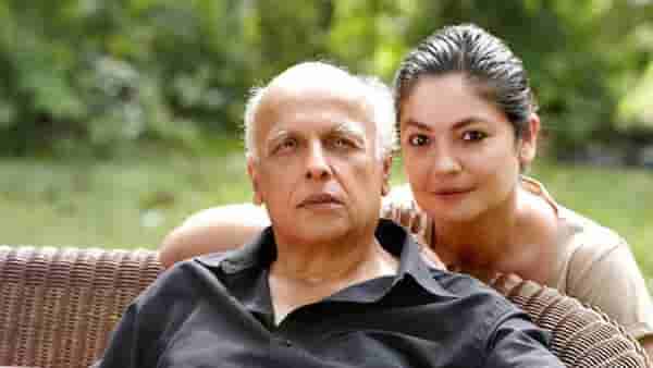 Pooja Bhatt | वडील महेश भट्ट यांनी तुझा शारीरिक वापर केला का?; ट्रोलरला लेक पूजाचं सडेतोड उत्तर