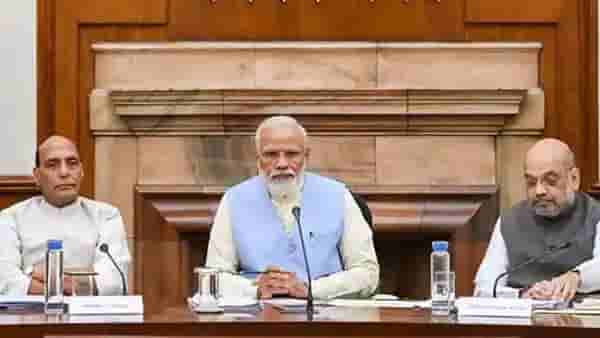 Women Reservation Bill: महिला आरक्षण विधेयकावर केंद्रीय मंत्रिमंडळाचं शिक्कामोर्तब! आता लोकसभेत मांडलं जाणार बिल