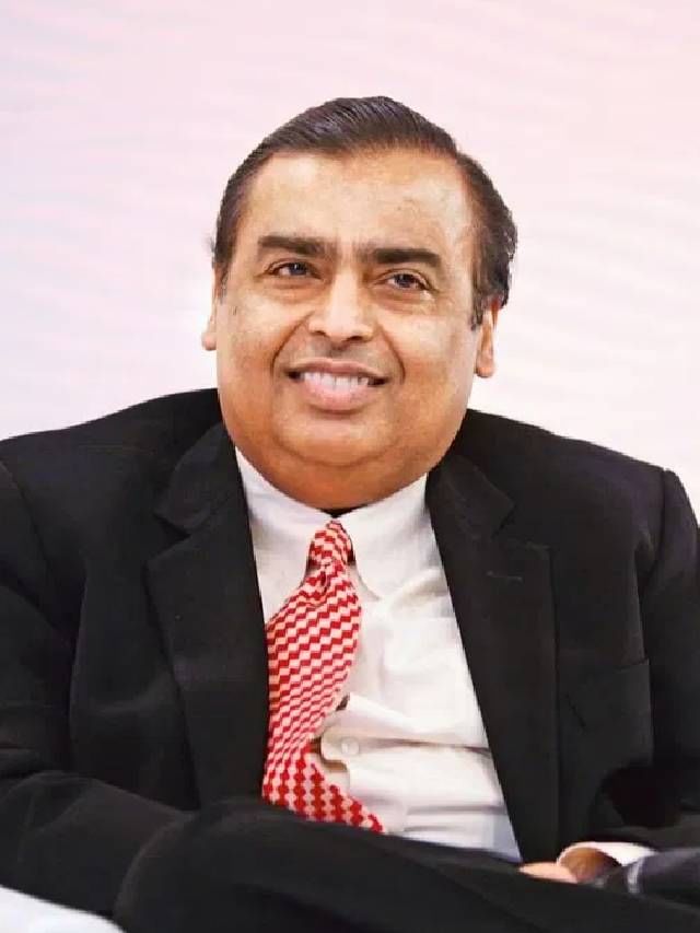 भारतातील 'कुबेर' मुकेश अंबानी यांचा पगार किती? वाचाल तर... भारतातील 'कुबेर' मुकेश अंबानी यांचा पगार किती? वाचाल तर...
