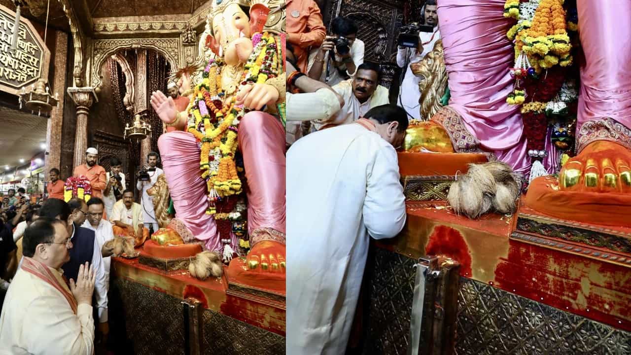 जे पी नड्डा यांनी आज लालबागच्या राजाचं दर्शन घेतलं. ते लालबागच्या राजासमोर नतमस्तक झाले. यावेळी देशातील जनतेला सुखी ठेव,असं साकडं त्यांनी घातलं.