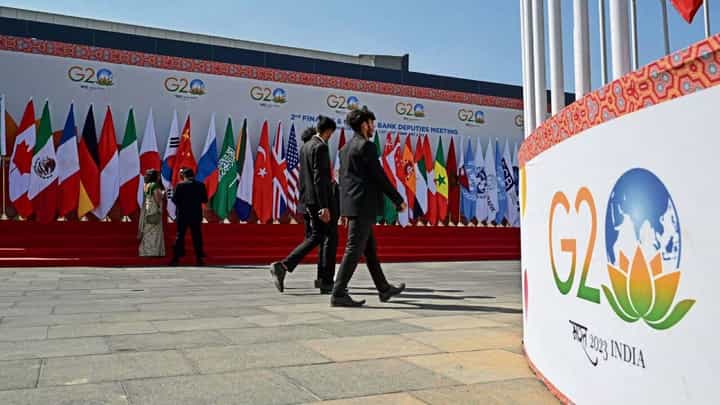 G20 Summit | राजधानी दिल्ली G20 शिखर परिषदेसाठी सज्ज, कशी सुरूये तयारी Watch Video G20 Summit | राजधानी दिल्ली G20 शिखर परिषदेसाठी सज्ज, कशी सुरूये तयारी Watch Video