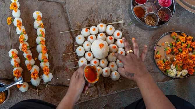 Pitru Paksha 2023 : पितृपक्षात पितरांच्या शांतीसाठी करा सोपा उपाय, पितृदोषापासून होईल मुक्ती