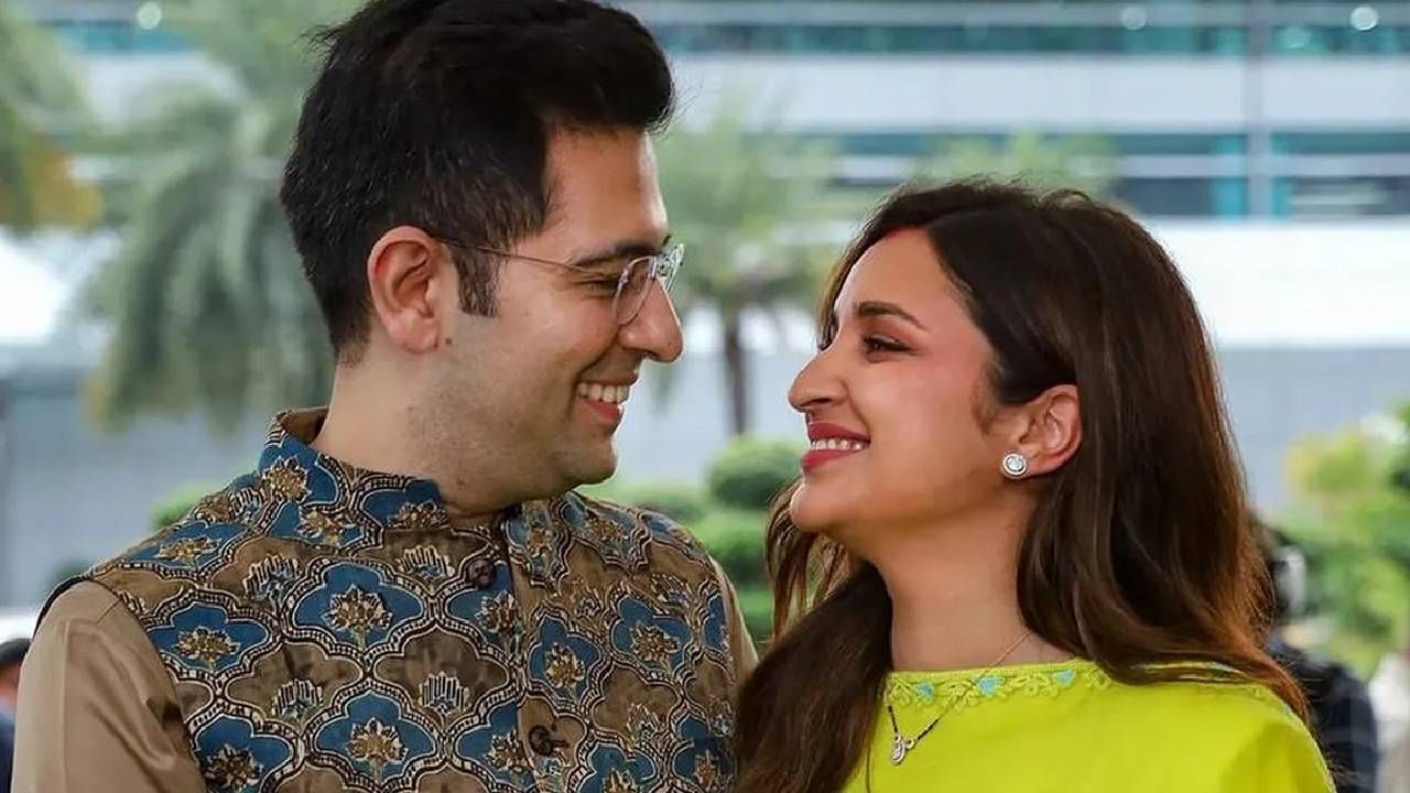 Parineeti Raghav | परिणीती चोप्रा आणि राघव चड्ढा यांनी घेतला हनिमूनबद्दल मोठा निर्णय, अभिनेत्री थेट Parineeti Raghav | परिणीती चोप्रा आणि राघव चड्ढा यांनी घेतला हनिमूनबद्दल मोठा निर्णय, अभिनेत्री थेट