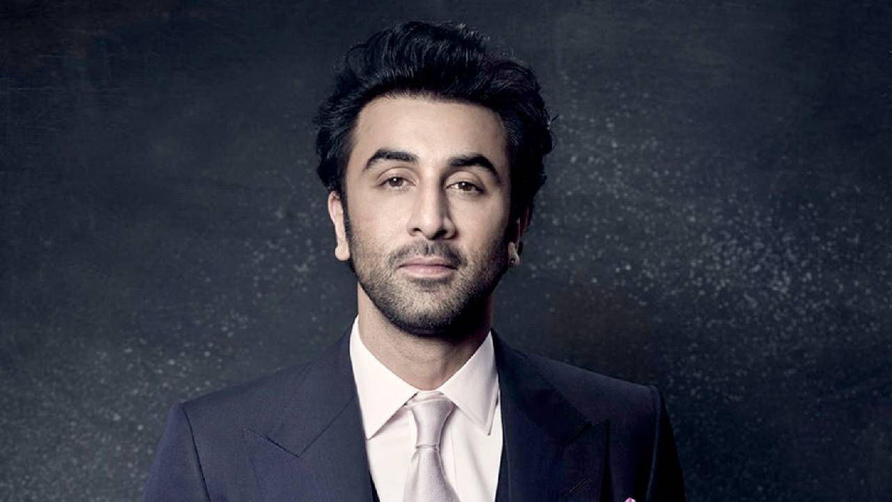 Ranbir Kapoor | ऑनलाइन बेटिंग ॲप प्रकरणात रणबीर कपूरने ED कडून मागितली 2 आठवड्यांची वेळ Ranbir Kapoor | ऑनलाइन बेटिंग ॲप प्रकरणात रणबीर कपूरने ED कडून मागितली 2 आठवड्यांची वेळ