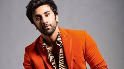 Ranbir Kapoor च्या अडचणी वाढणार? ईडीनं बजावलं समन्स, काय आहे प्रकरण?