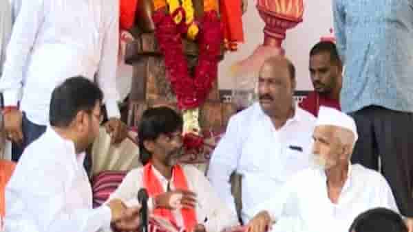 दिखाव्यासाठी इथे आलो नाहीय, संभाजी भिडे मनोज जरांगे पाटील यांना काय म्हणाले?