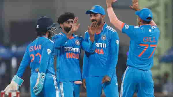 IND vs AUS : तिसऱ्या वनडे सामन्यात हे खेळाडू ठरतील वरचढ, जाणून प्लेइंग इलेव्हन आणि पिच रिपोर्ट