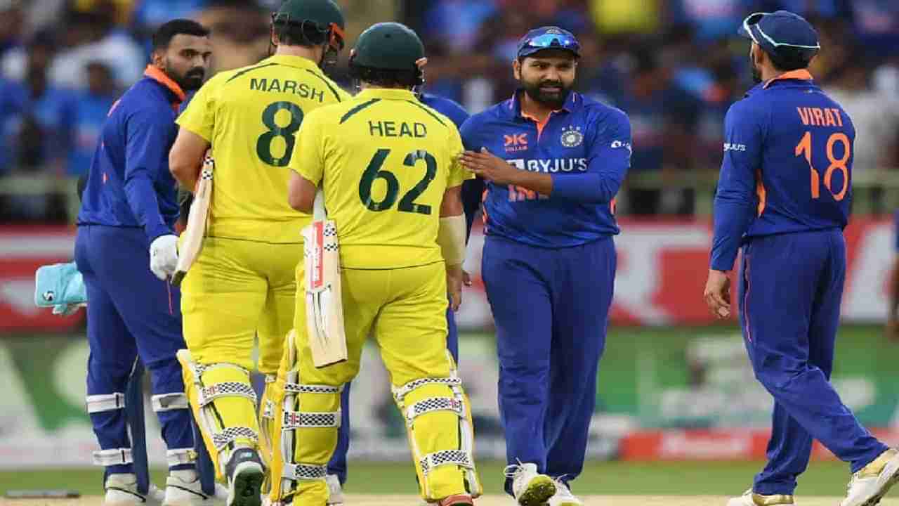 IND vs AUS : भारत विरुद्ध ऑस्ट्रेलिया वनडे मालिकेसाठी संघाची घोषणा, या दिग्गज खेळाडूला दाखवला बाहेरचा रस्ता