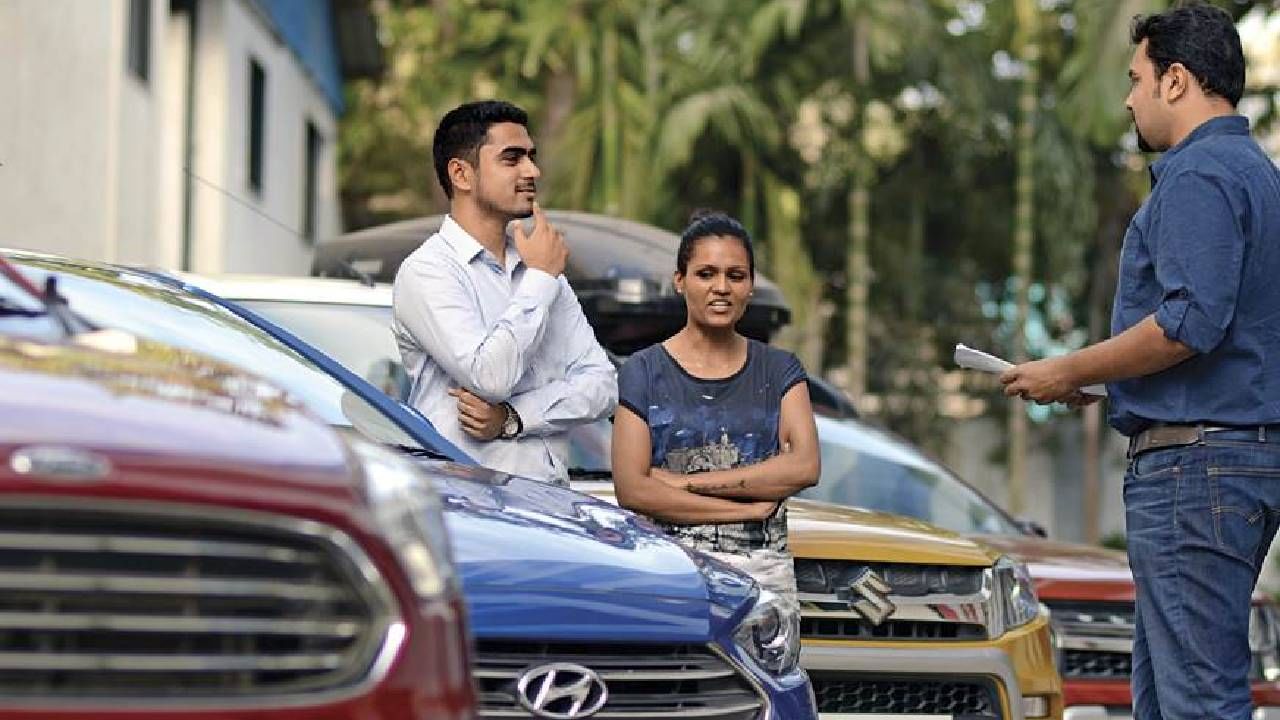 Used Car Buying : या टिप्स करा फॉलो, जुनी कार खरेदी करताना नाही होणार फसवणूक