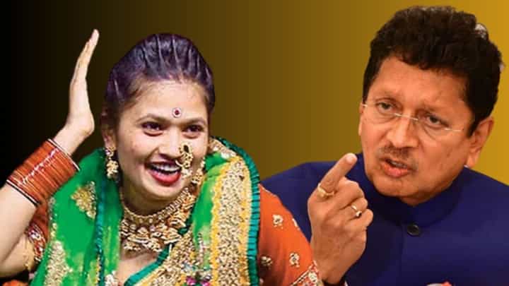 गौतमी पाटील शाळेत नाचली; शिक्षणमंत्री म्हणाले, 'नाचवलं तो घरी जाईल' गौतमी पाटील शाळेत नाचली; शिक्षणमंत्री म्हणाले, 'नाचवलं तो घरी जाईल'