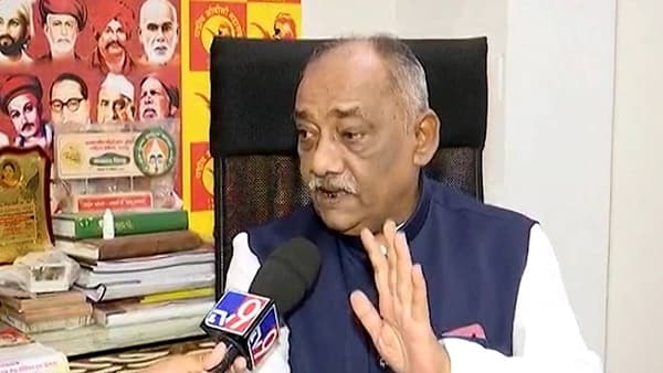 Babanrao Taiwade : …तर ओबीसी महासंघ रस्त्यावर उतरणार, बबनराव तायवाडे यांचा इशारा