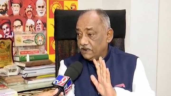 Babanrao Taiwade : ...तर ओबीसी महासंघ रस्त्यावर उतरणार, बबनराव तायवाडे यांचा इशारा Babanrao Taiwade : ...तर ओबीसी महासंघ रस्त्यावर उतरणार, बबनराव तायवाडे यांचा इशारा